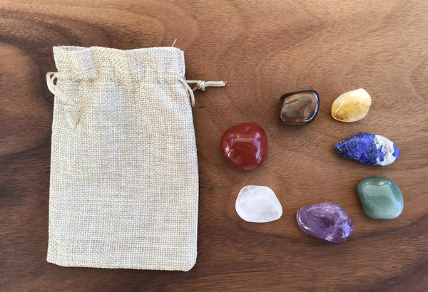 Chakra Crystal Healing 7 Tumbled Stone Set & Carry Pouch Clear Quartz, Amethyst, Green Aventurine, Sodalite, Citrine, Tiger's Eye, Red Jasper